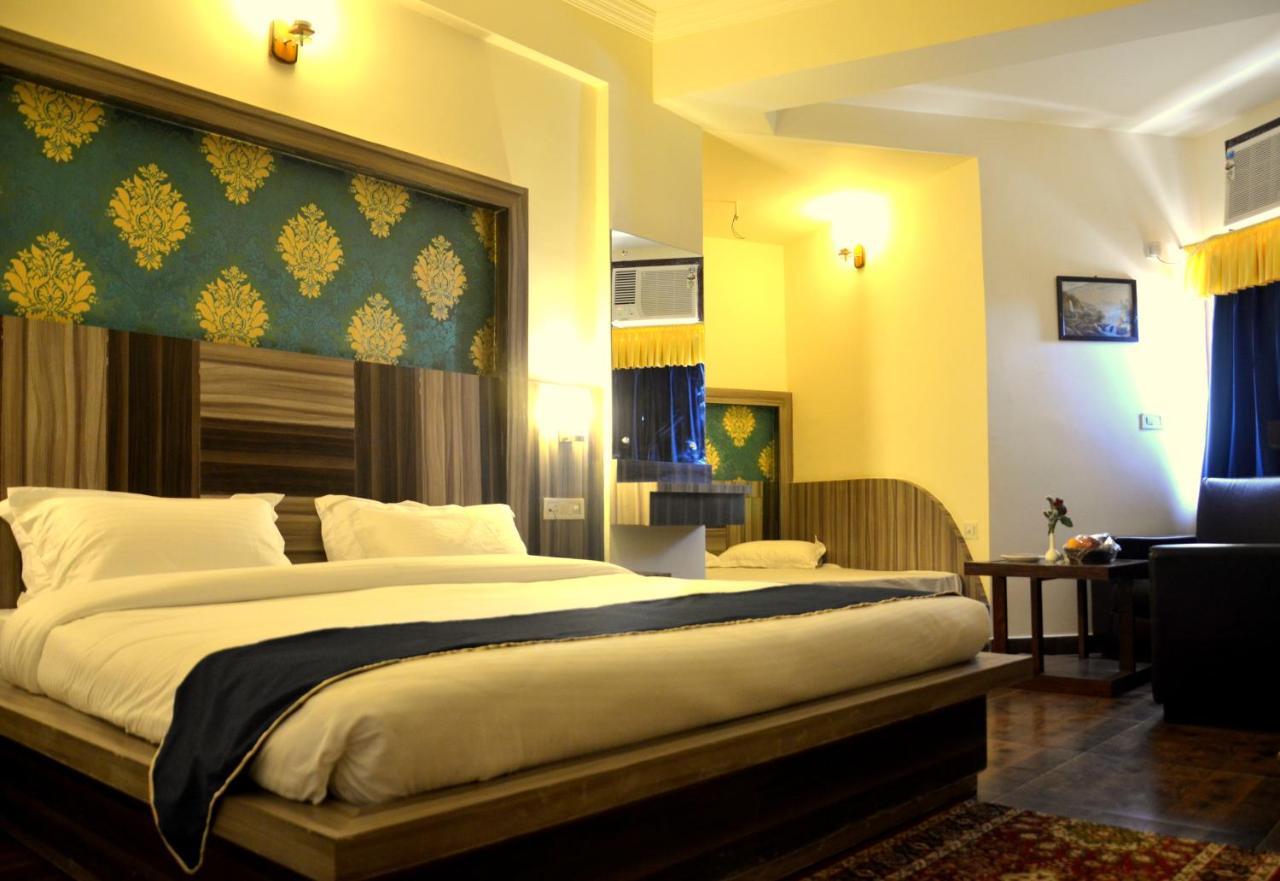 Hotel Grand Sharan كاترا المظهر الخارجي الصورة