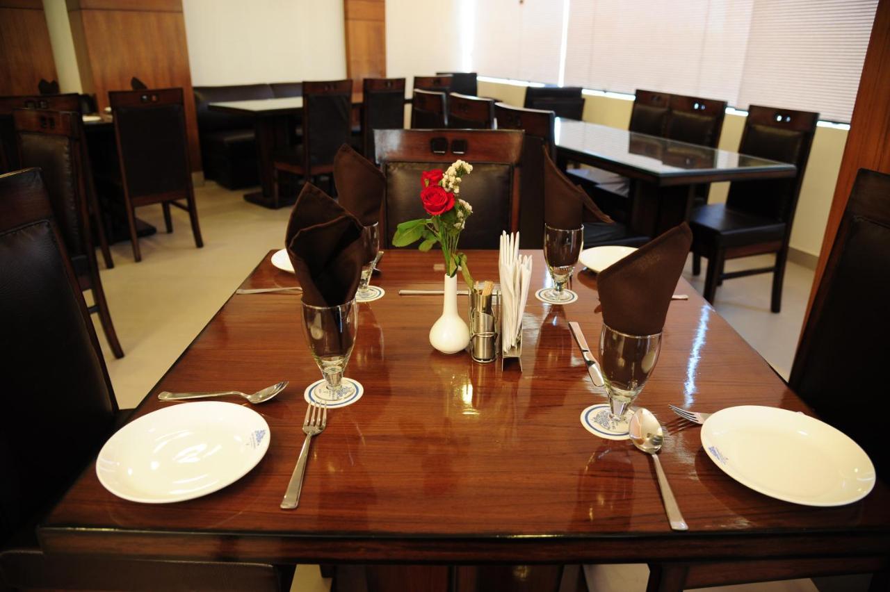 Hotel Grand Sharan كاترا المظهر الخارجي الصورة