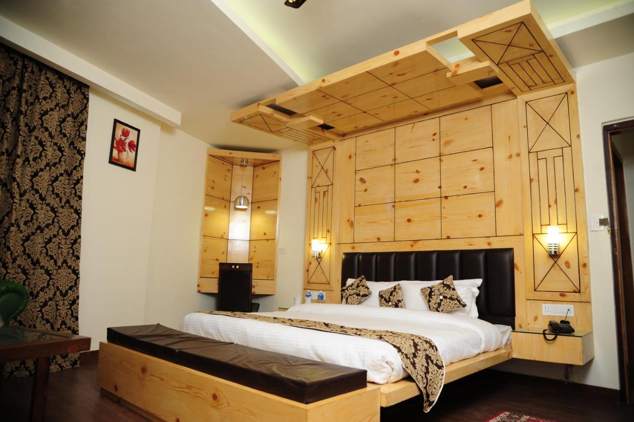 Hotel Grand Sharan كاترا المظهر الخارجي الصورة